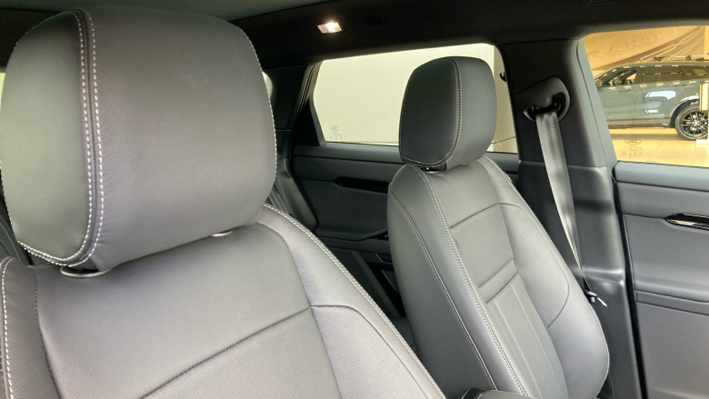 Land Rover Range Rover Evoque 1.5 P270e Hoxton Edition 5dr Auto Hatchback
